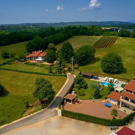 Holiday House Mikela, - Pazin