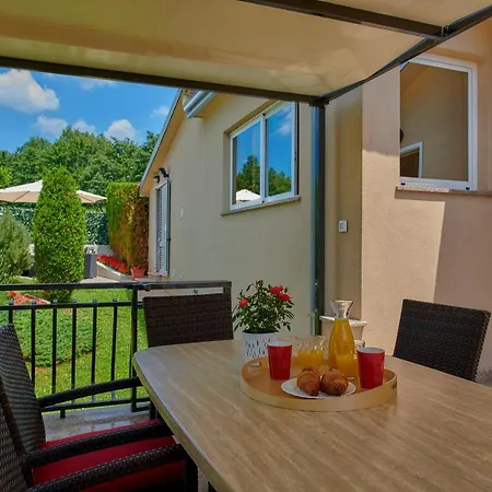 Holiday House Mikela, - Pazin Heki